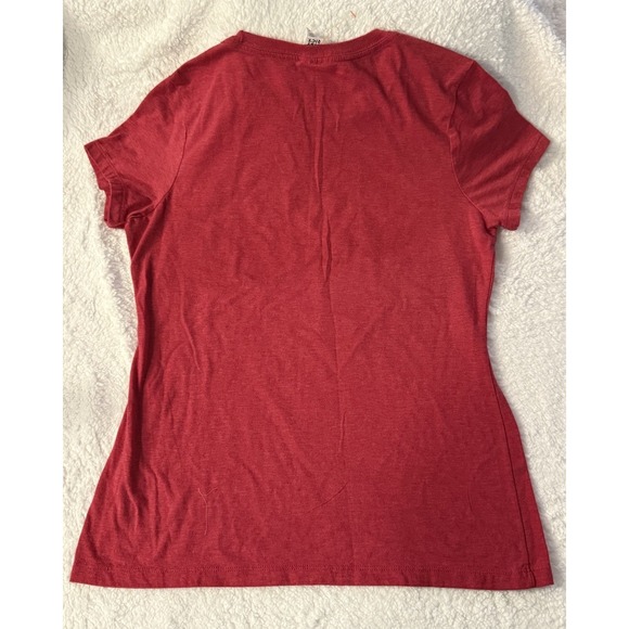 Beer Never Broke My Heart T-Shirt Woman M Red Country Divorce Breakup Party Cute - Picture 2 of 7